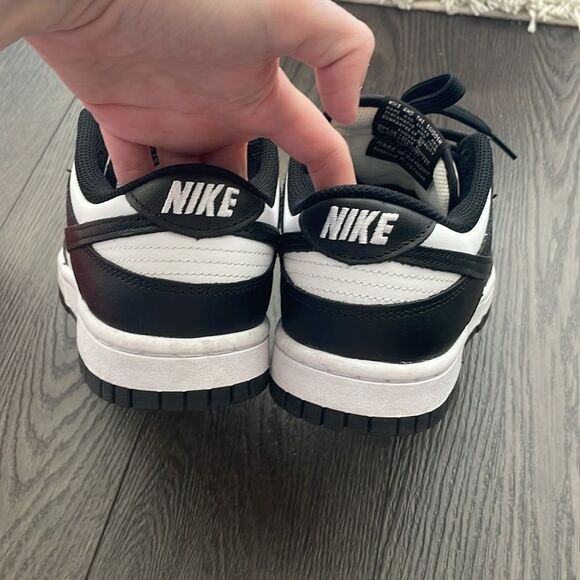 NIKE | Dunk Low Retro White Black Panda - Picture 4 of 14